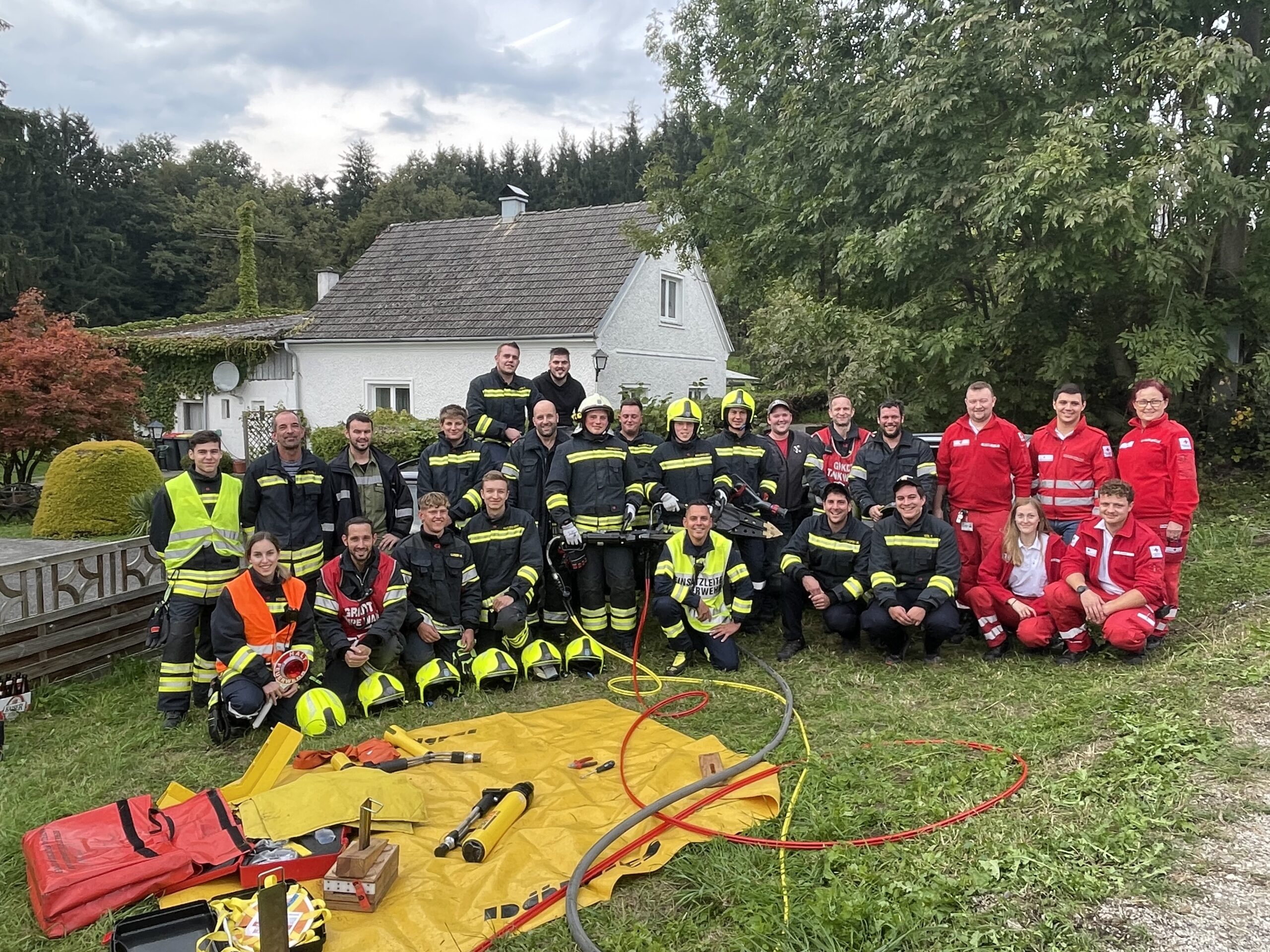 Menschenrettung bei der Monatsübung