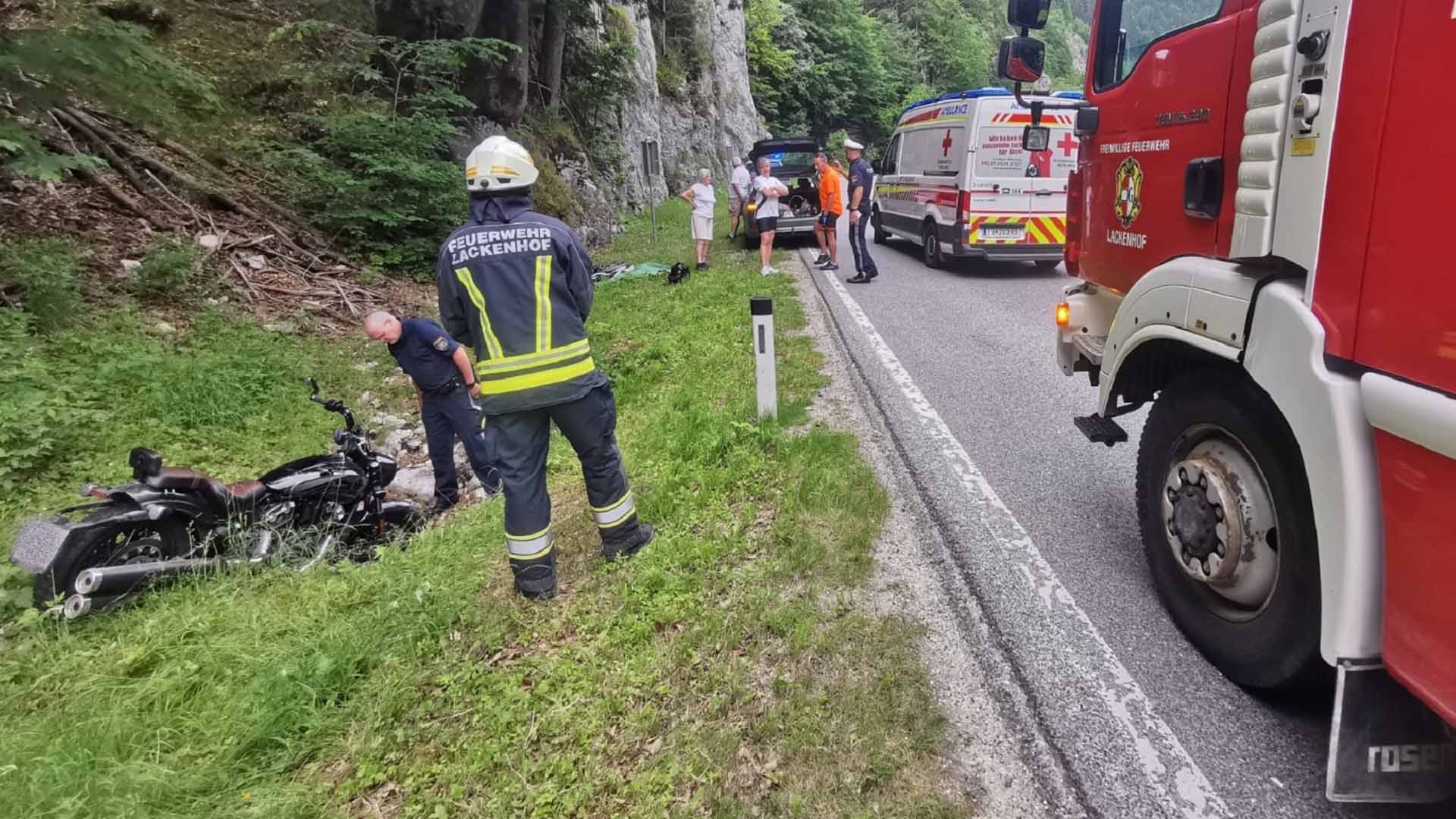 Motorradbergung Neuhaus