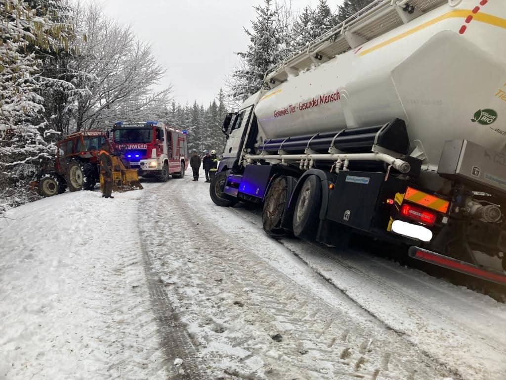 LKW-Bergung am Lonitzberg