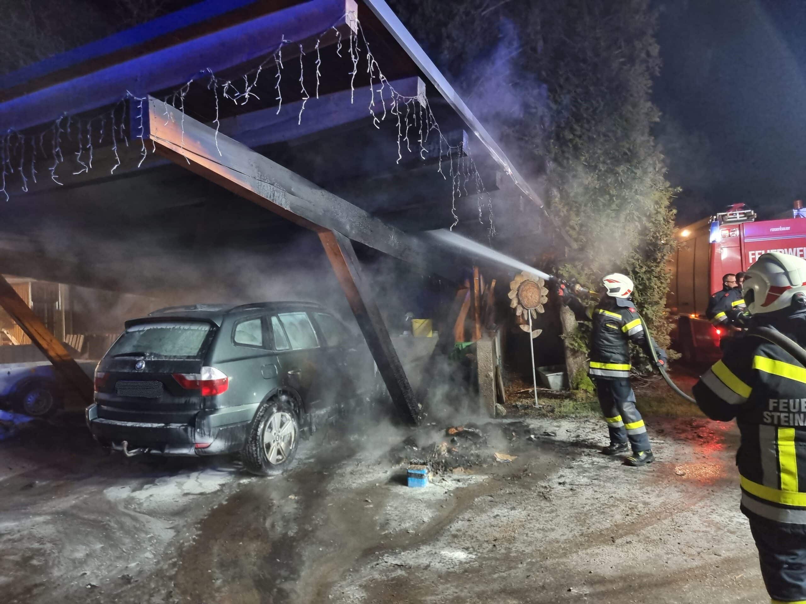 Fahrzeugbrand durch Feuerwerkskörper in Steinakirchen