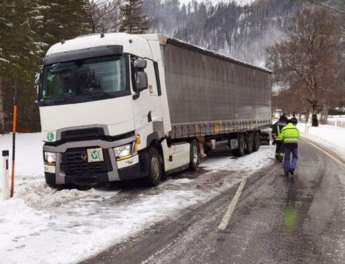 Zwei LKW Bergungen