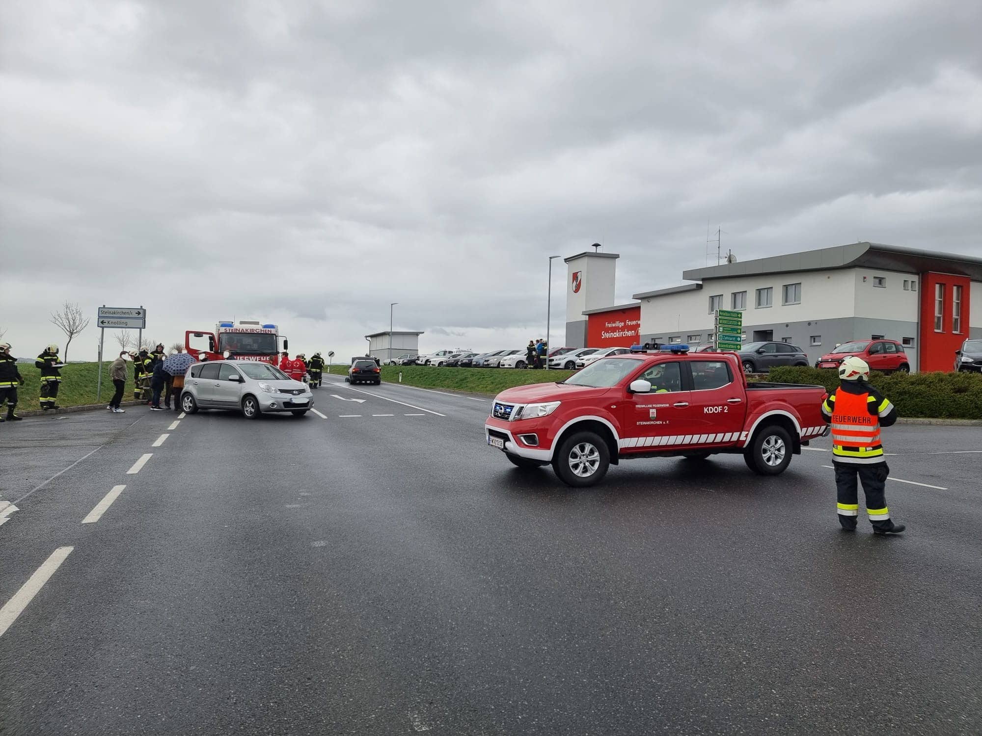 Verkehrsunfall beim Feuerwehrhaus