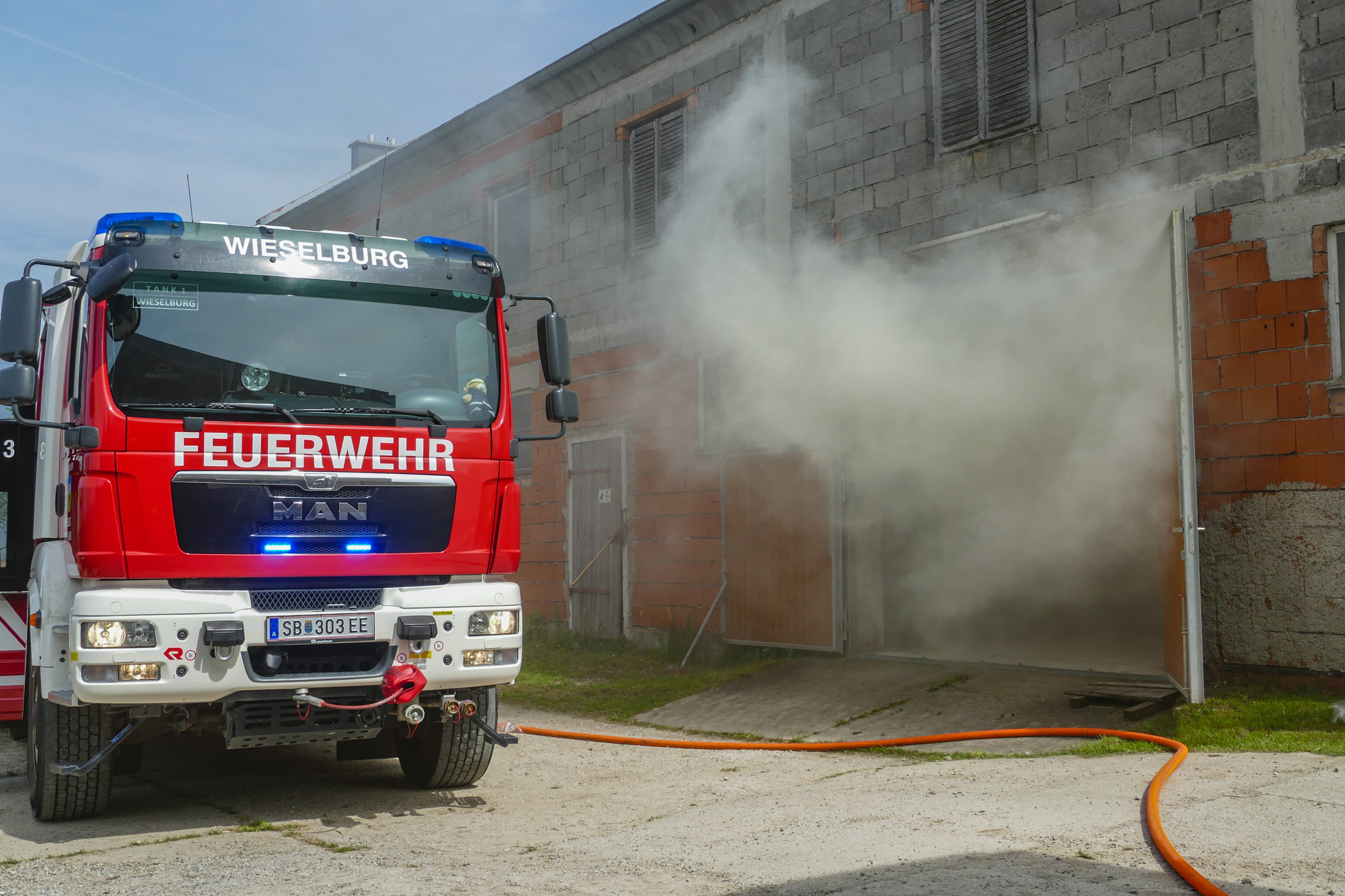Brand eines Landwirschaftlichen Gebäudes in Forst am Berg – Wieselburg/Land