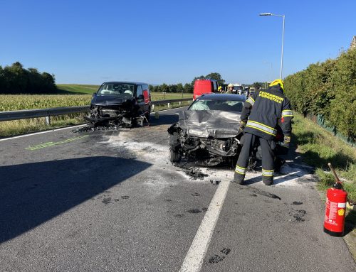 Verkehrsunfall mit 3 Fahrzeugen in Purgstall