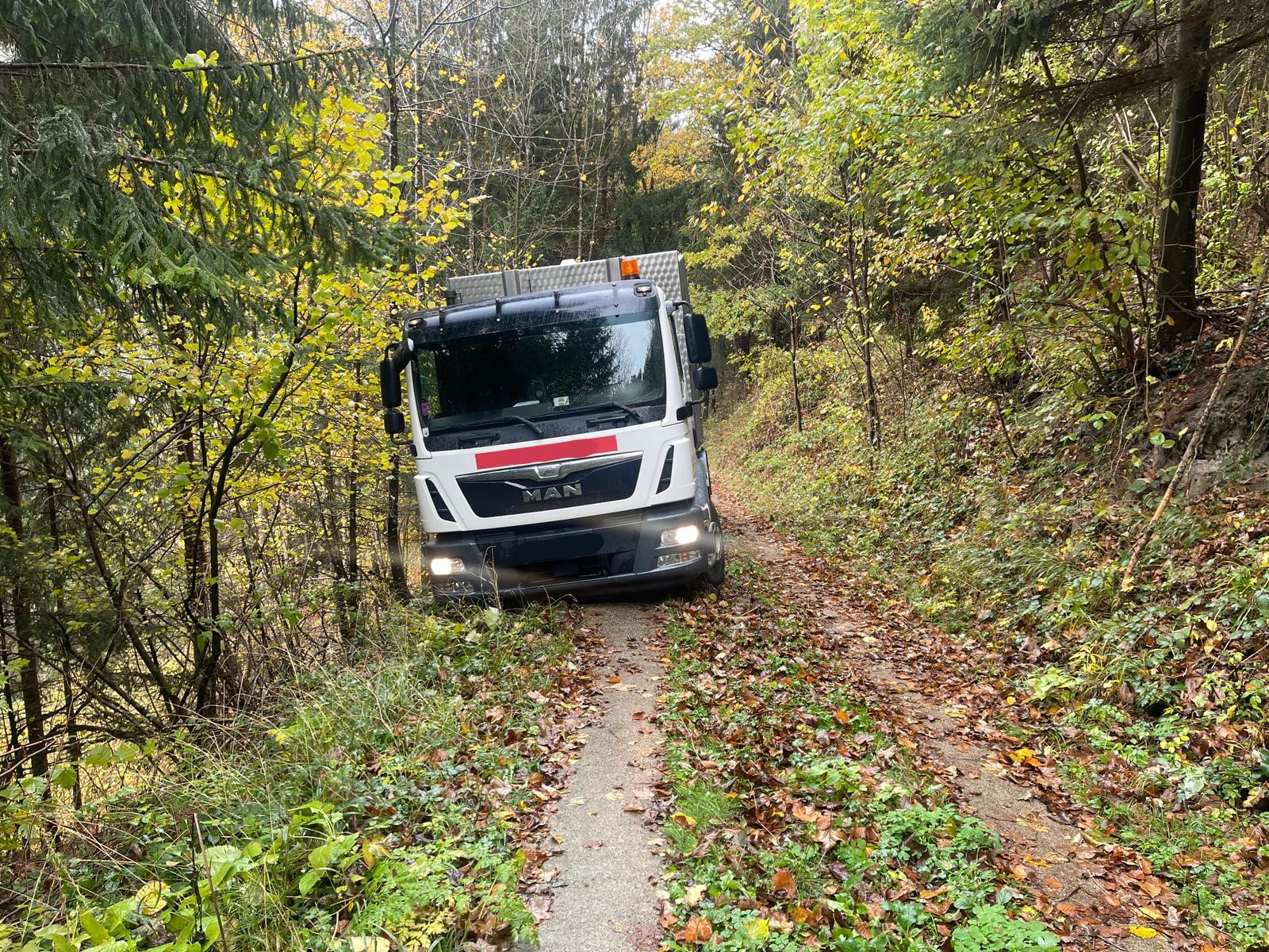 LKW-Bergung am Kerschenberg