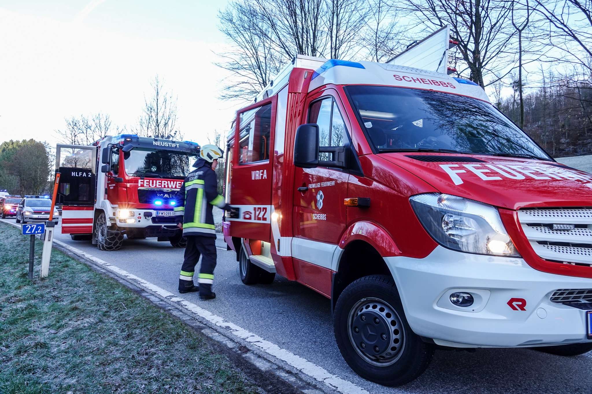 Menschenrettung nach Verkehrsunfall in Neustift