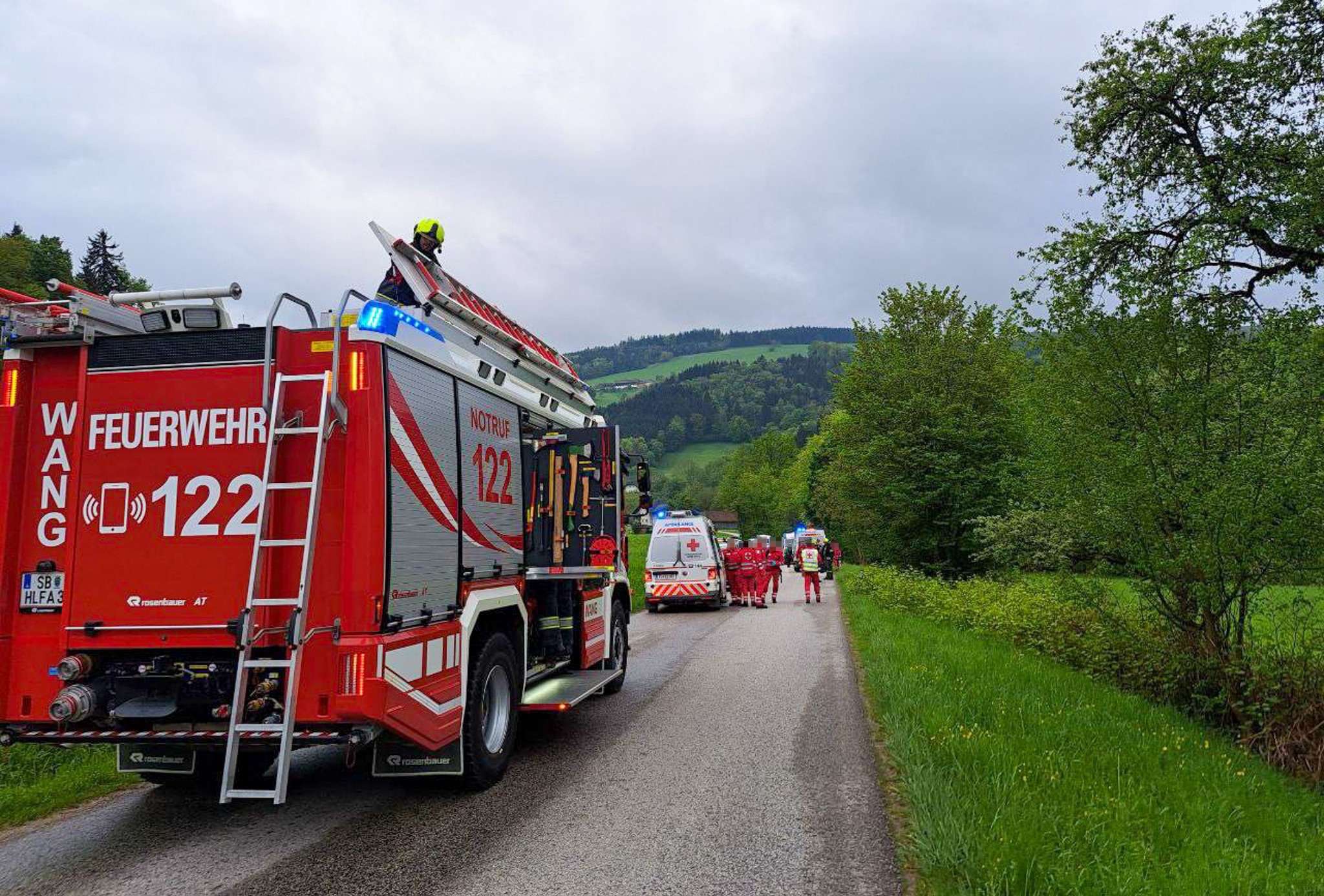 Verkehrsunfall mit 10 verletzten Personen in Wang