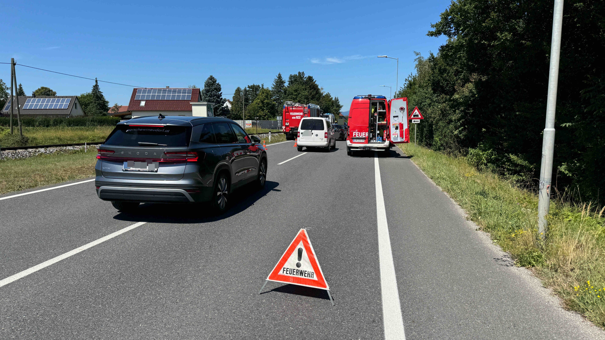 Verkehrsunfall auf der B25 mit einer verletzten Person