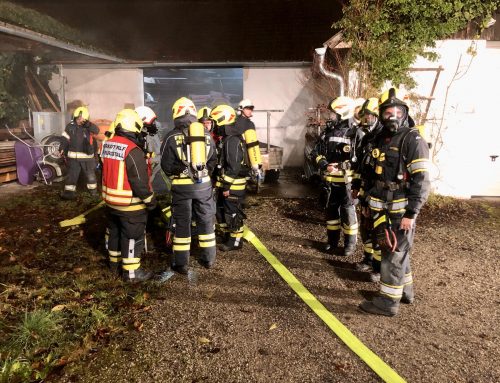 **Atemschutzträger-Übung für die Feuerwehr Purgstall**