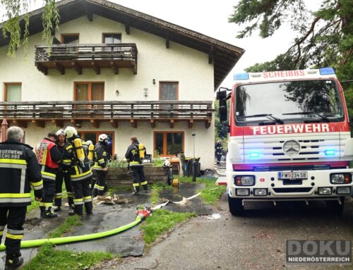 Zimmerbrand mit Menschenrettung in Scheibbs