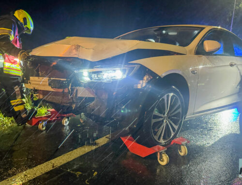  Fahrzeugbergung auf der B25 bei Schauboden