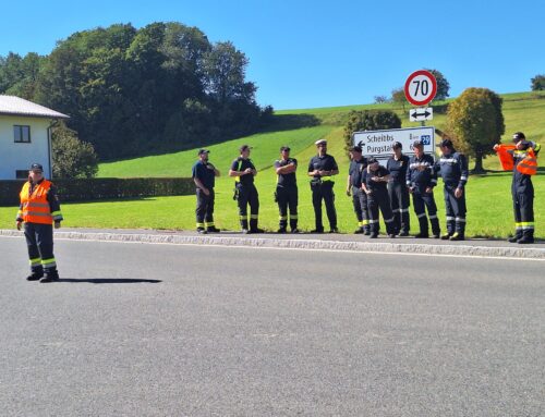 Verkehrsregler-Kurs bei der Feuerwehr Oberndorf