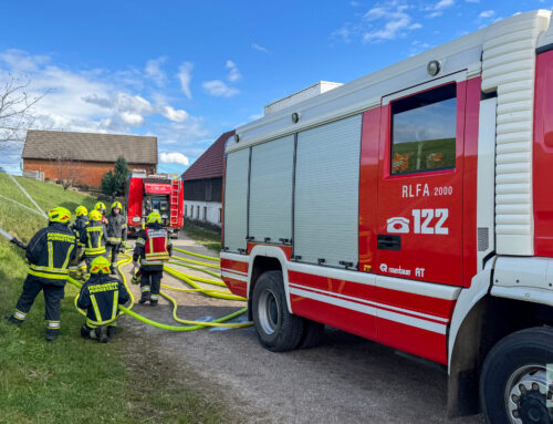 Brandübung bei landwirtschaftlichem Objekt nahe Freithöhe