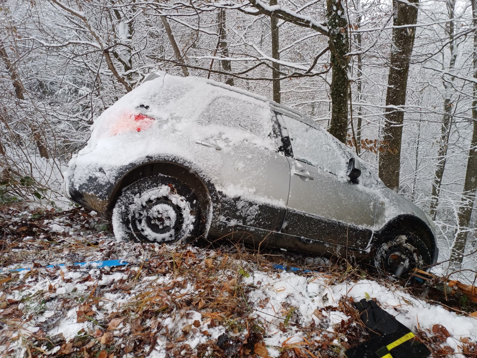 8639f887-742d-4921-b573-6749e922b59a