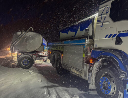 LKW- und PKW-Bergung auf der L89 bei winterlichen Fahrverhältnissen 