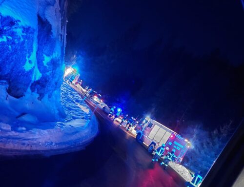 T2 – Verkehrsunfall mit Menschenrettung (Neuhaus)