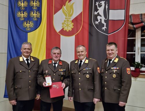 Bezirksfeuerwehrtag: Auszeichnungen und Ernennungen
