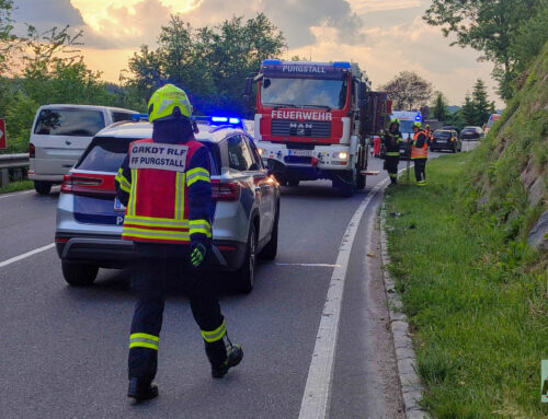 Frontalzusammenstoß auf der B25 bei Zehnbach – Zwei Verletzte nach Verkehrsunfall 