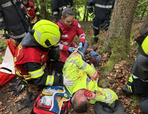Gemeinsame Einsatzübung mit dem Roten Kreuz Scheibbs
