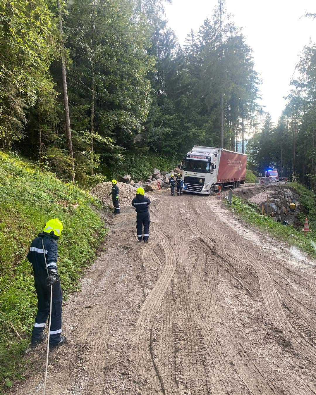 LKW-Bergung am Buchberg