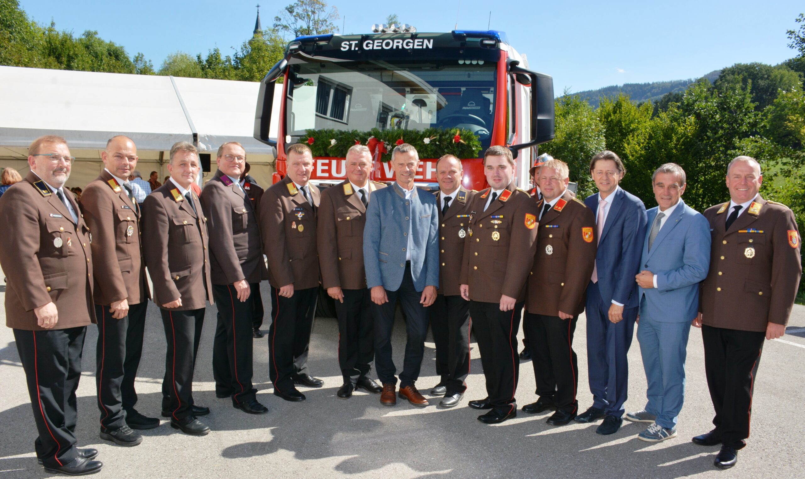 x09 06 FF 100 jahre und Fahrzeiugweihe Bründl (28)