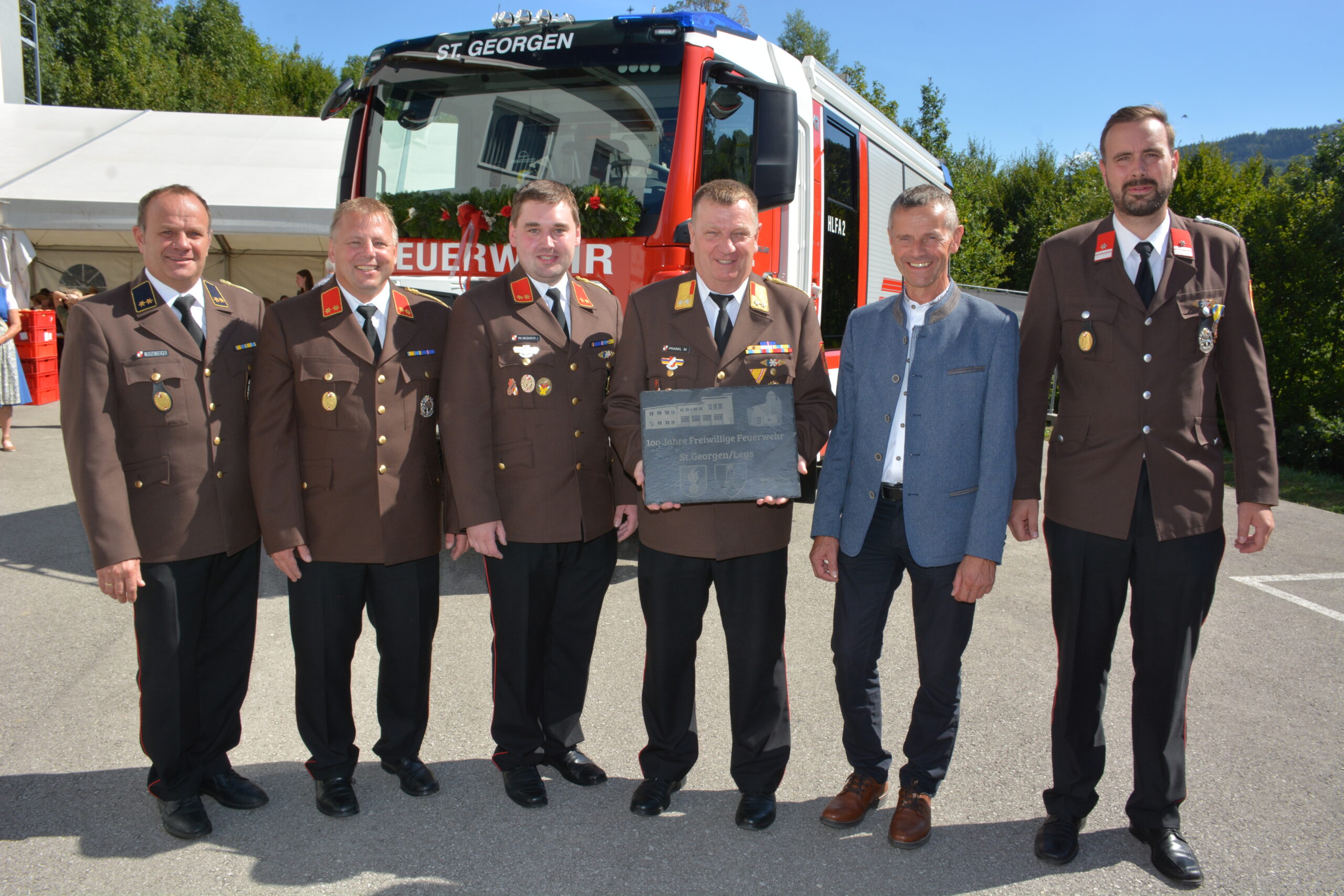 x09 06 FF 100 jahre und Fahrzeiugweihe Bründl (35)
