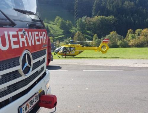 Verkehrsunfall mit Menschenrettung